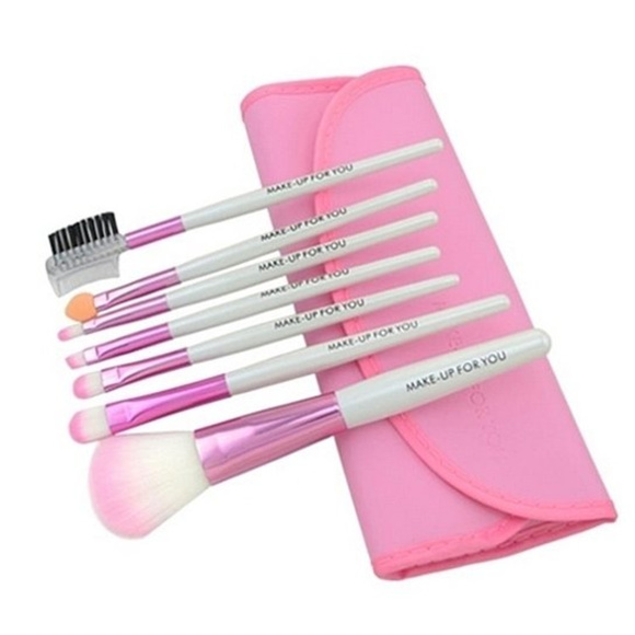 Pink Metallic Make-Up Brush Set - Picture 2 of 3